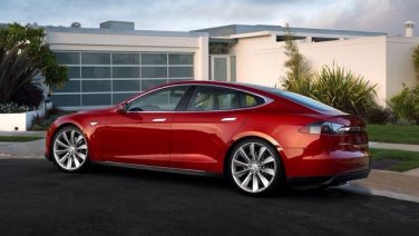 Apple è interessata ad acquistare Tesla